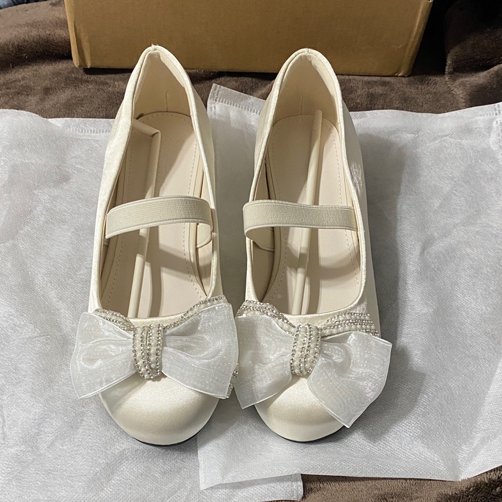 Charming Cream Bow Kids Dress Shoes